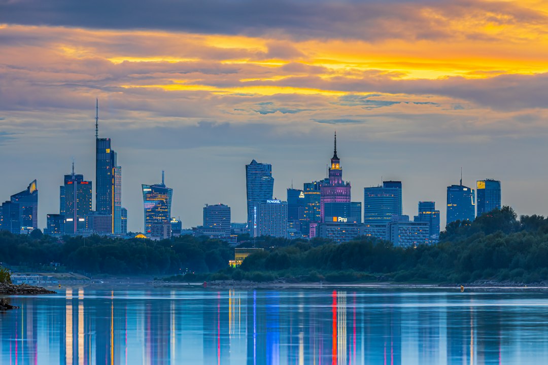 Nieruchomości inwestycyjne Warszawa – najlepsze oferty 2024